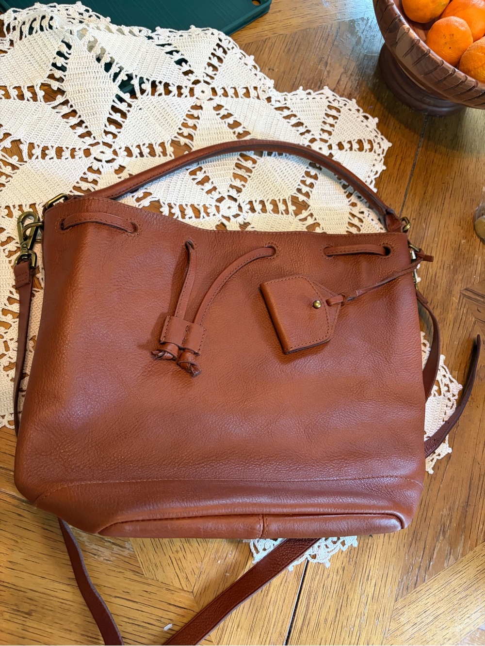 Madewell Drawstring bucket bag — Brown